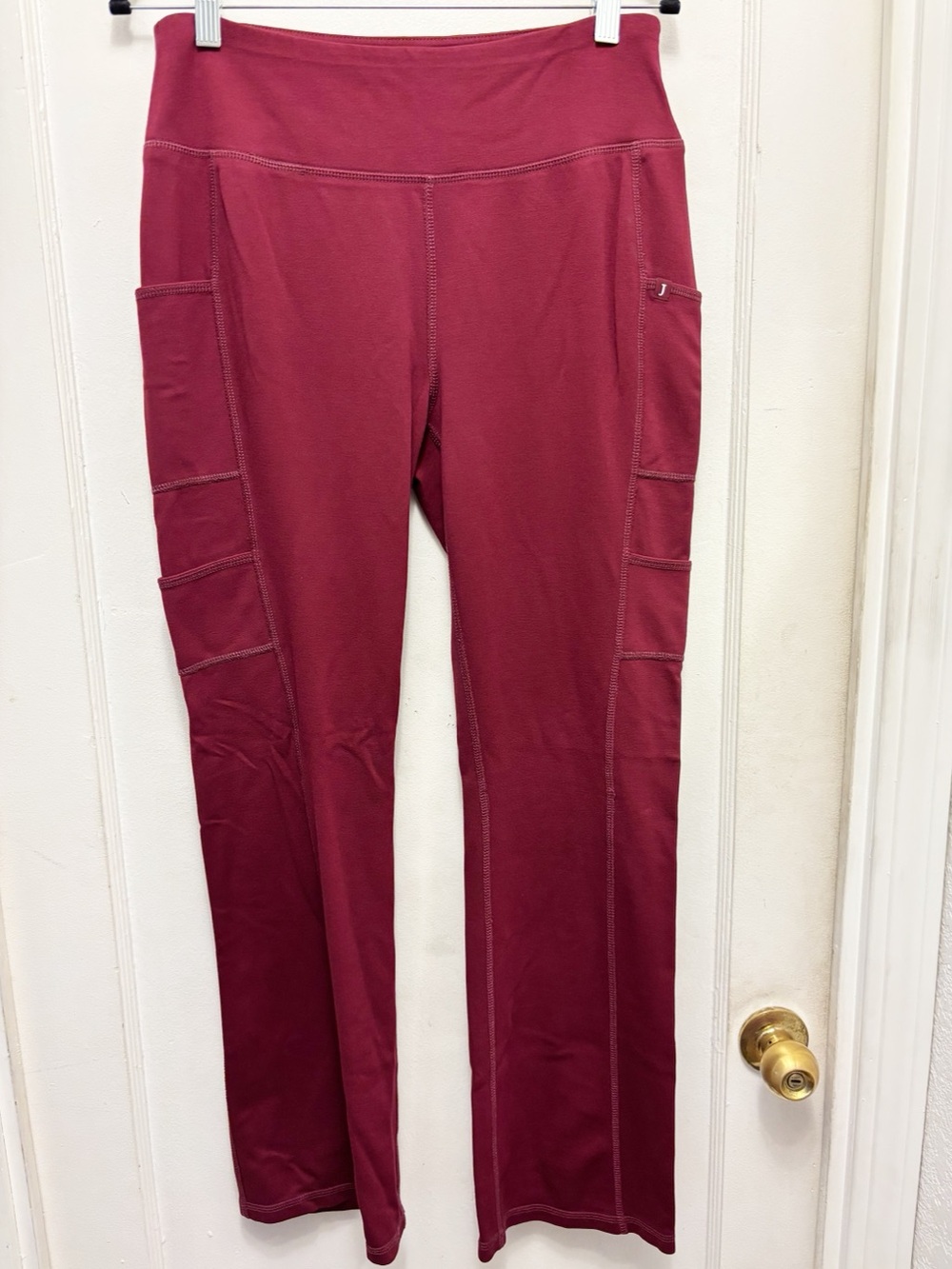 Jaanuu Yoga Pant Scrub Bottoms Color: Wint Size Medium